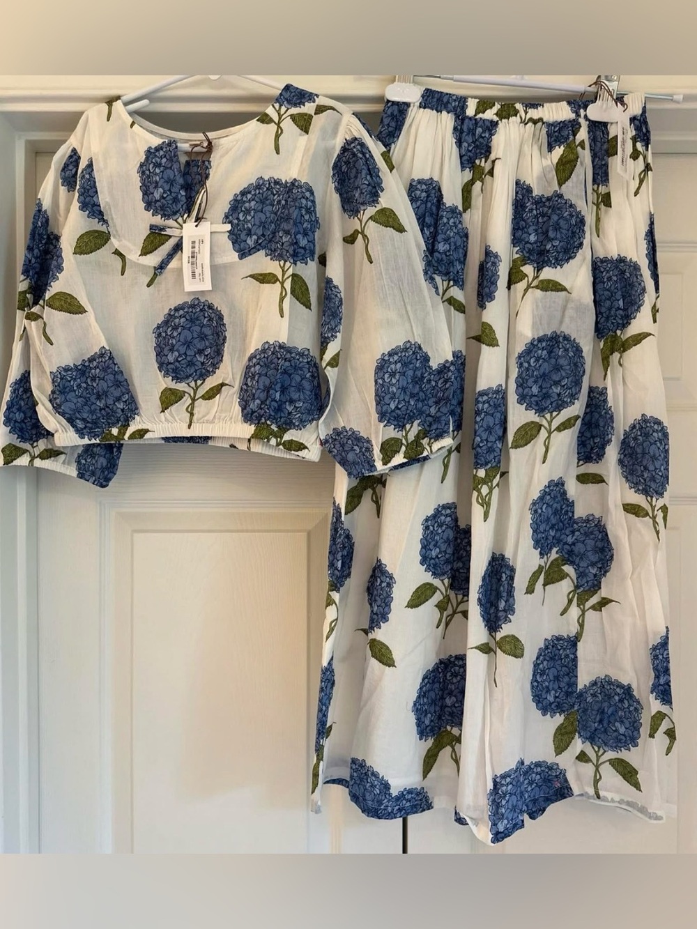 NWT Pink Chicken girls Blue Hydrangea skirt set Lori Top Loretta skirt 14